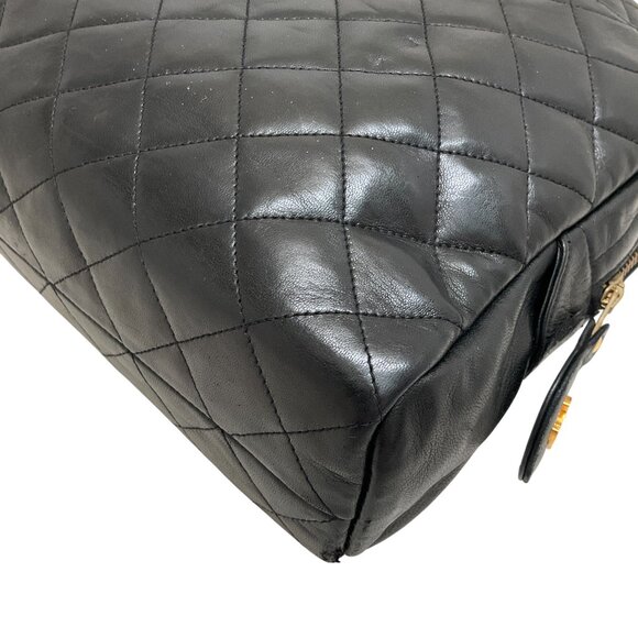 Chanel Vintage 1989-91 Black Quilted Leather Shoulder Bag - Picture 6 of 10